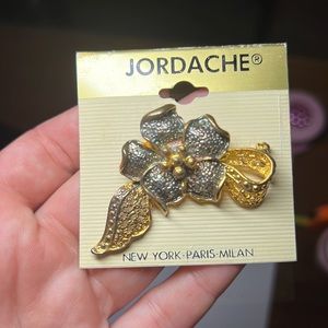 vintage flower brooch
